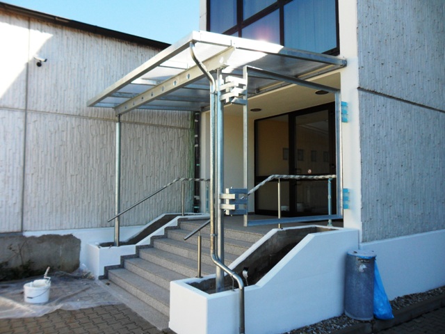 Vordach1gr